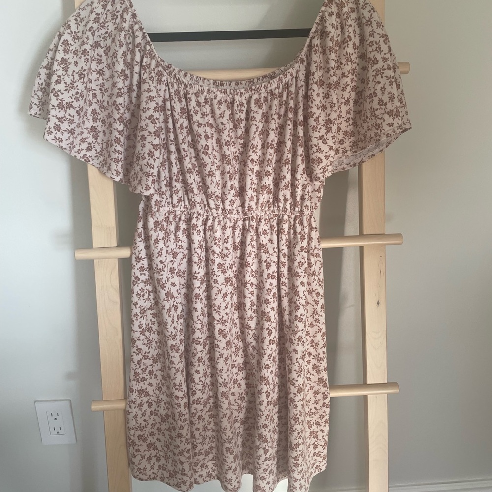 Pinkblush maternity dress in size medium - Picture 5 of 7